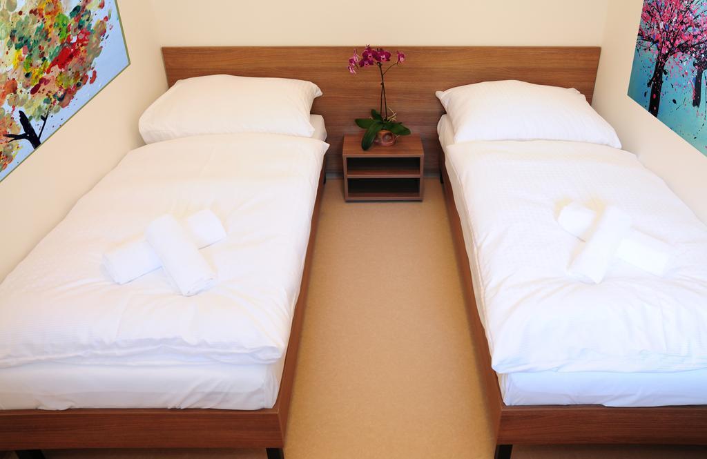 Apartmany Rokytka Snowhouse Rokytnice nad Jizerou Oda fotoğraf